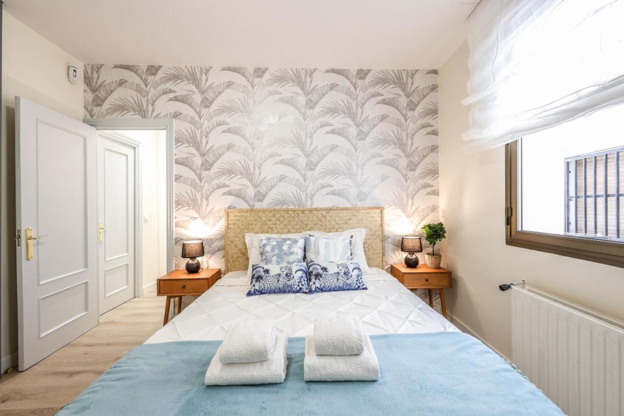 Appartement Tirso De Molina à Madrid Extérieur photo